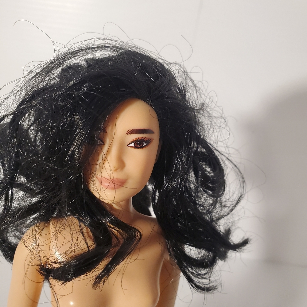 1996 Barbie Mattel Doll Curvy Body Black  Hair Brown Eyes Nude